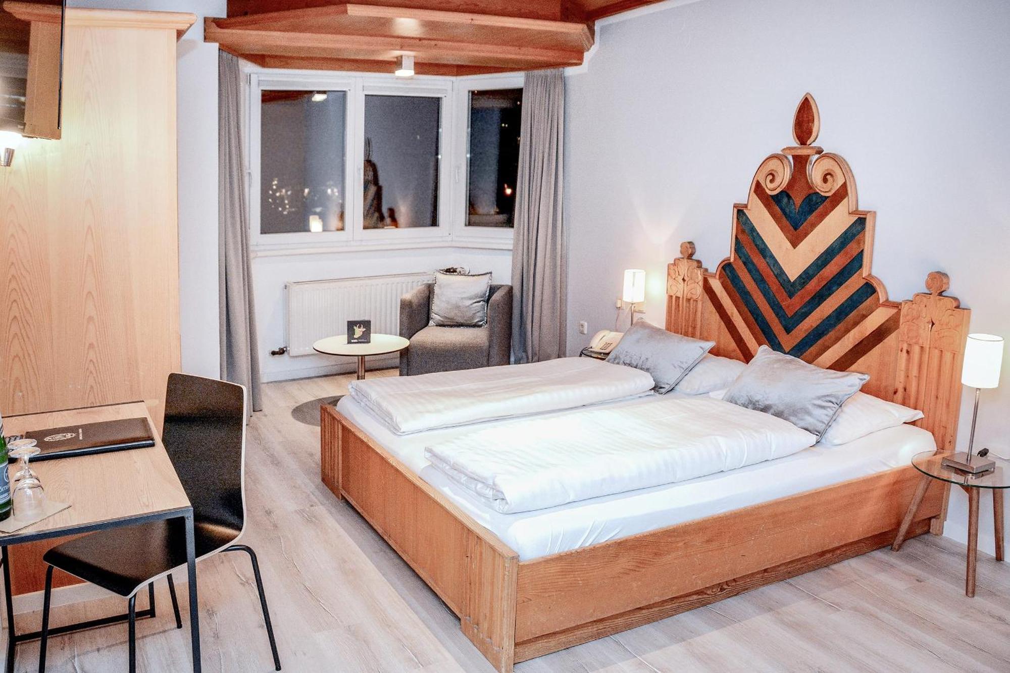 Q! Hotel Maria Theresia Кицбюэль Номер фото