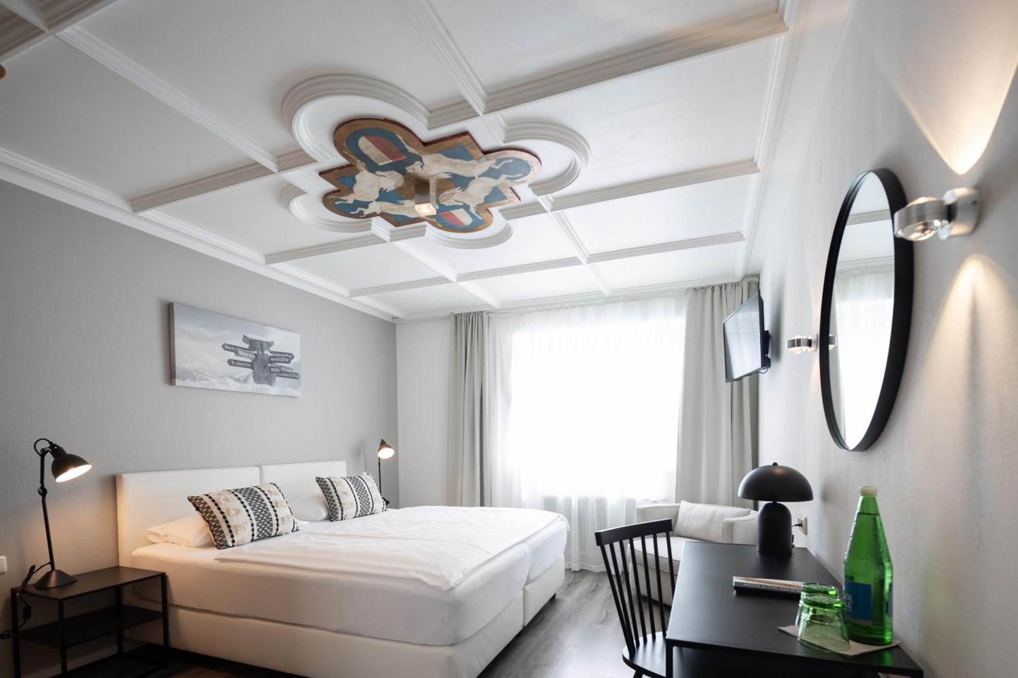 Q! Hotel Maria Theresia Кицбюэль Экстерьер фото