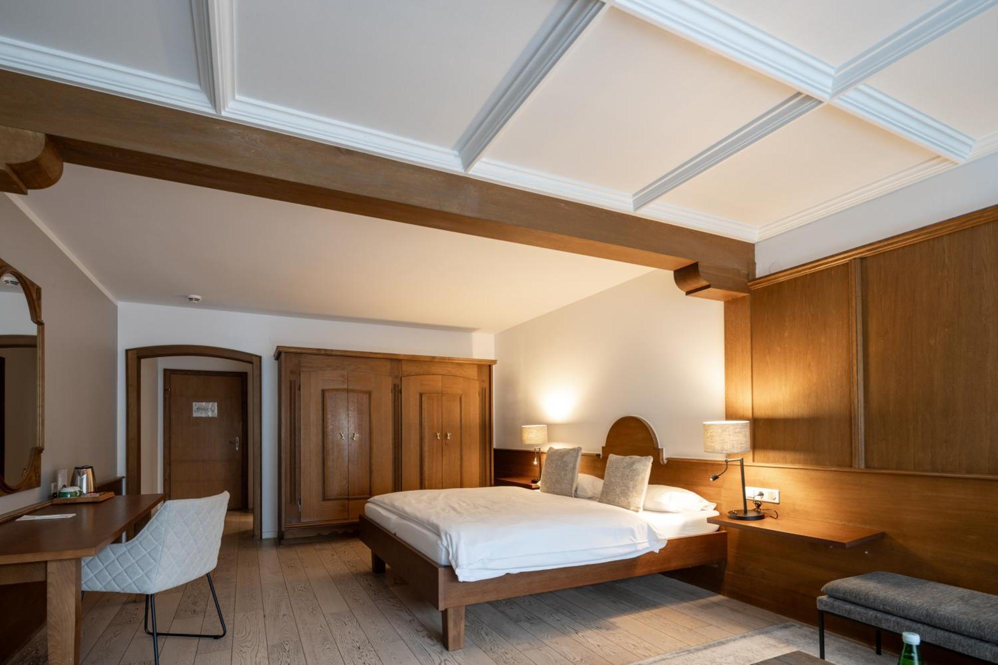 Q! Hotel Maria Theresia Кицбюэль Экстерьер фото