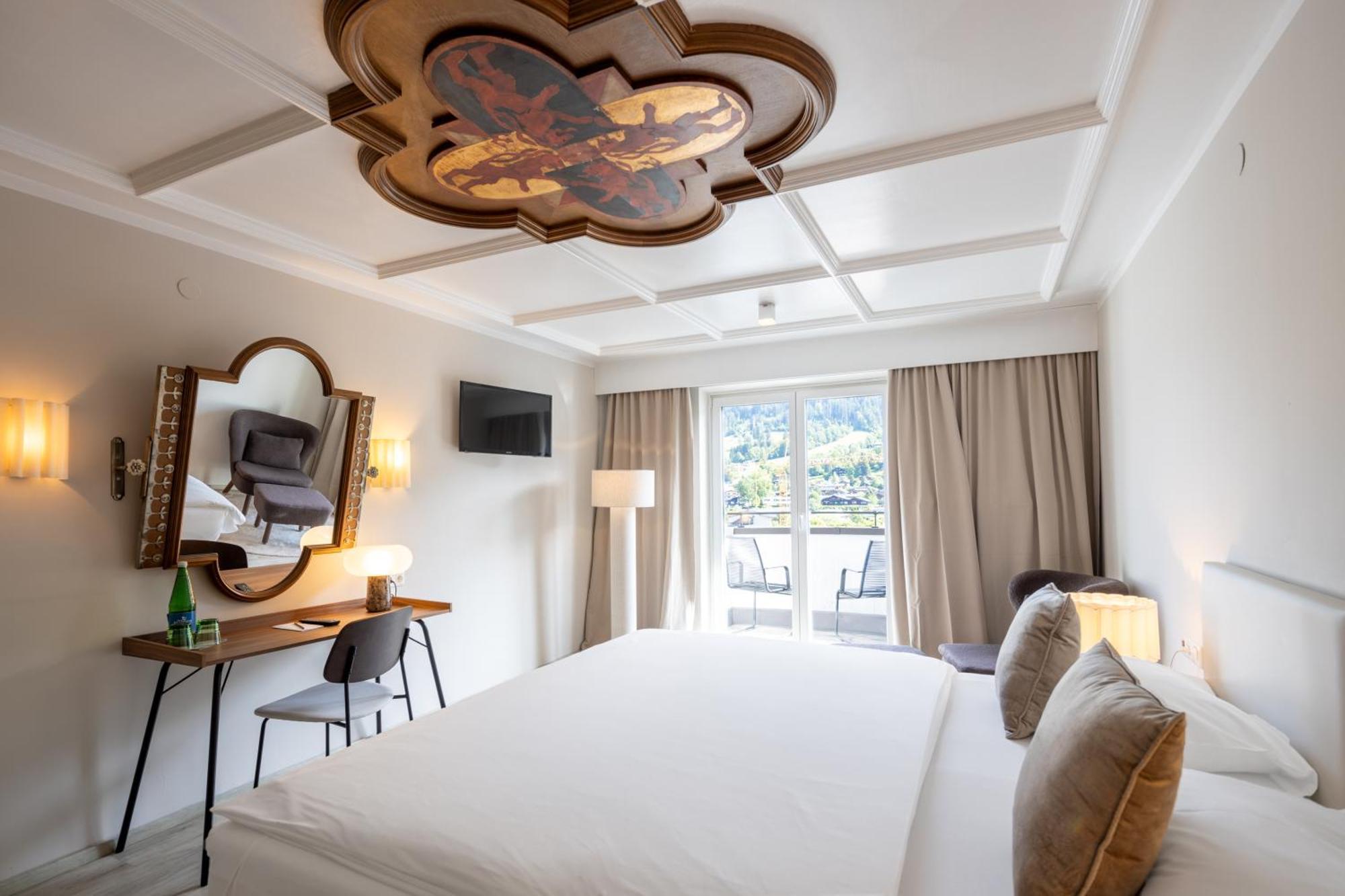 Q! Hotel Maria Theresia Кицбюэль Экстерьер фото